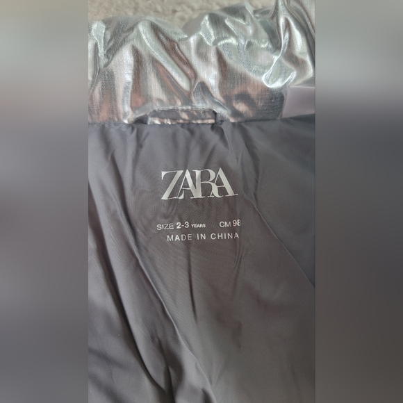 Zara kids puffer jacket size 3 years - Picture 3 of 4